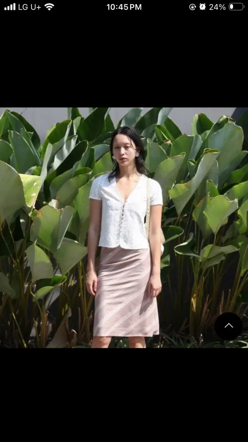 누아누 화이트 레이스 반팔 블라우스 트로페즈 탑 상품이미지2