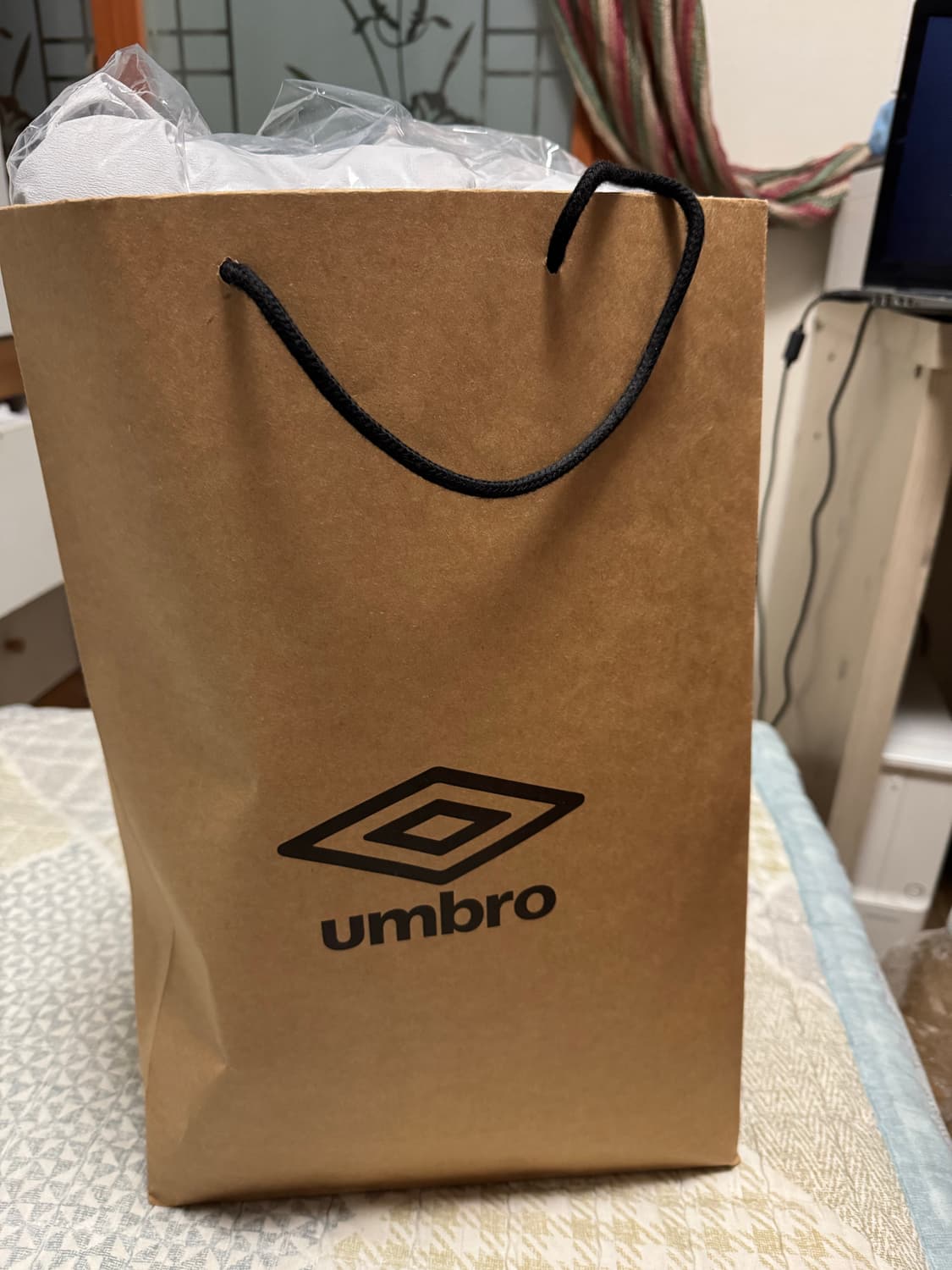 <새것> [105, XL] 엄브로 플라이트 숏패딩 그레이 상품이미지3