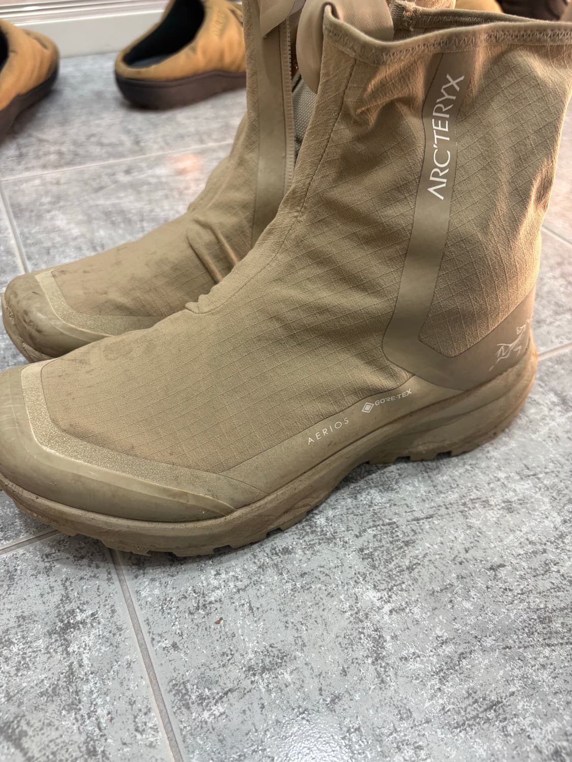 아크테릭스 부츠 상품이미지5