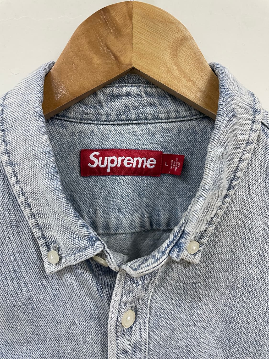 [새상품] 24ss 슈프림 스몰 박스 데님 셔츠 상품이미지7