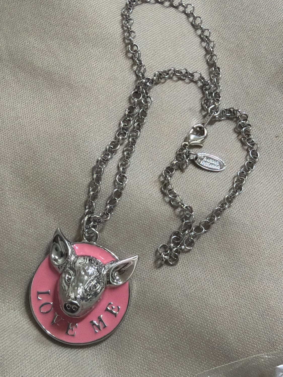 비비안웨스트우드 빈티지 러브미 피그 펜던트 상품이미지3