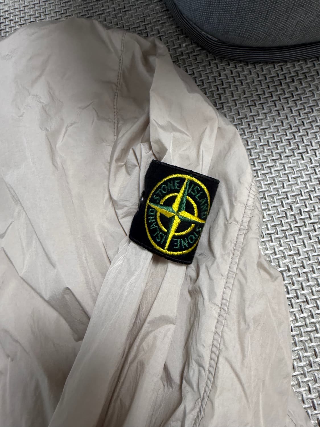 새상품 백화점판 스톤아일랜드 크링클랩스 자켓 L 상품이미지2