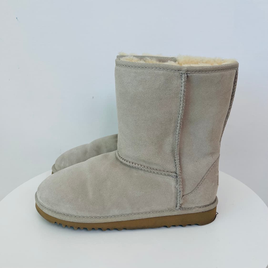 UGG 어그 클래식 부츠 US 5 (215) 상품이미지2