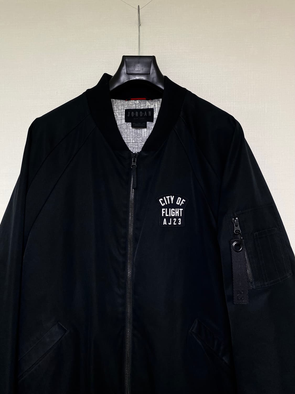 NIKE AIR JORDAN CITYOFFLIGHT MA-1 JACKET 상품이미지2