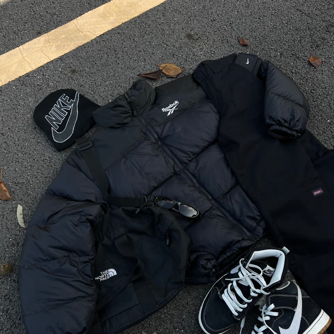 Vintage 00s Reebok Classic Puffer Jacket 상품이미지5