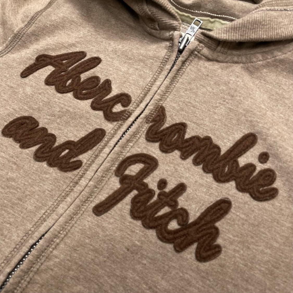 아베크롬비 Abercrombie 브라운 투웨이 슬림핏 크롭 후드집업 S 상품이미지5
