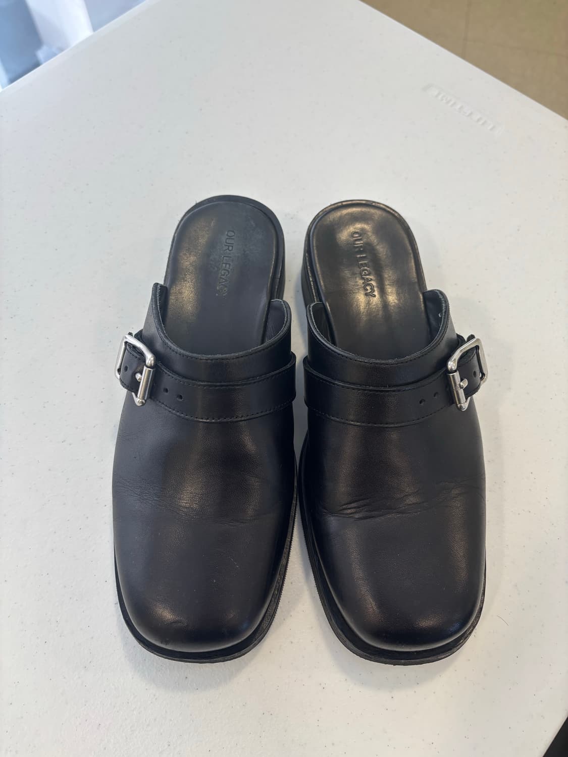 아워레가시 카미온 뮬 블랙 42  상품이미지1