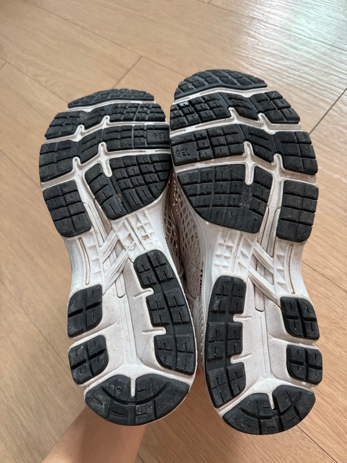 아식스 비비안 웨스트우드 282.5 / 45 풀박스 상품이미지4