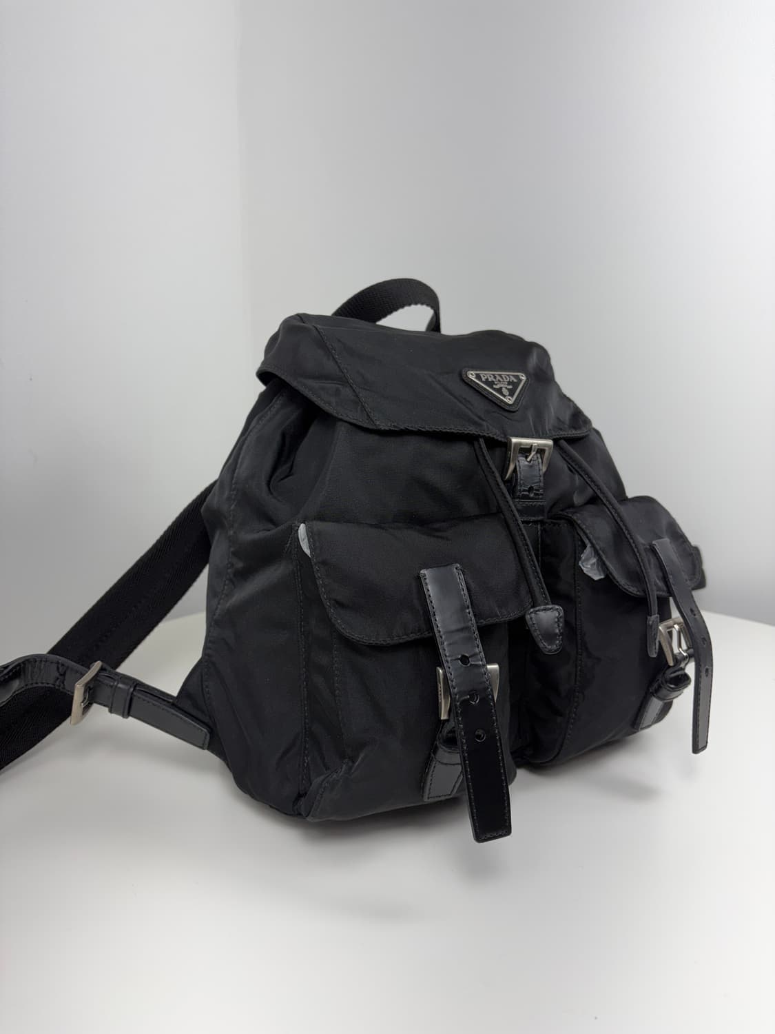 프라다 B6677 나일론 투포켓 스몰 백팩 상품이미지3