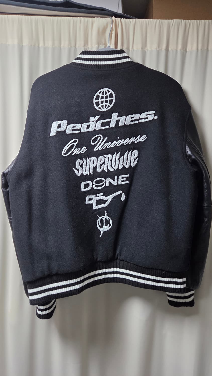 피치스 바시티 자켓 상품이미지2