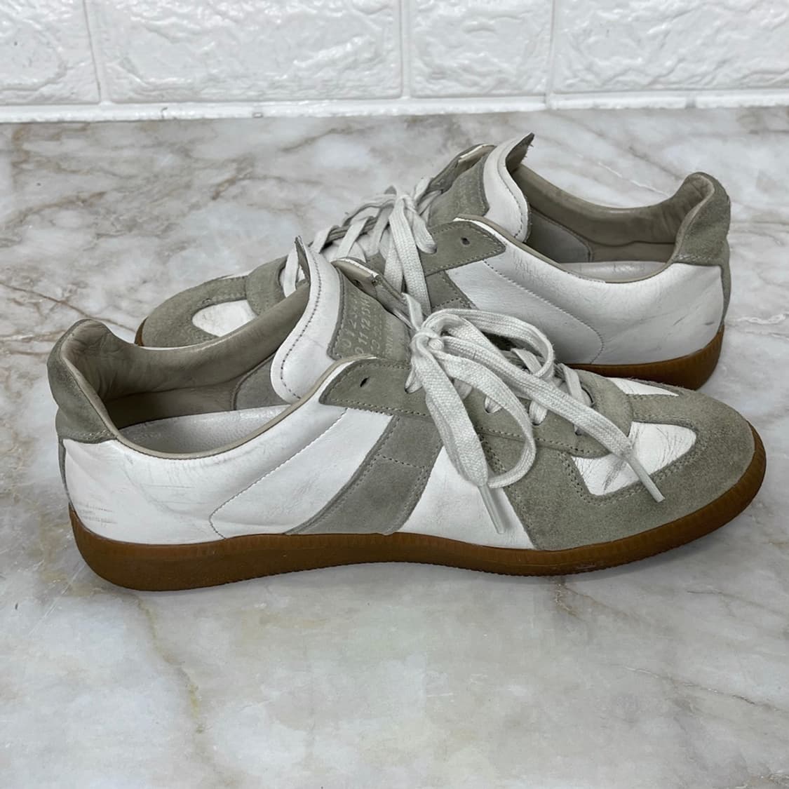 메종 마르지엘라 GAT 스니커즈 41 그레이 화이트 상품이미지4