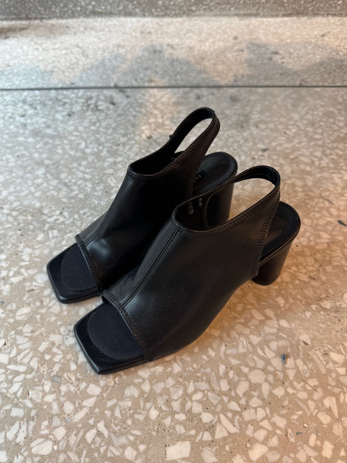 SHOEMARU black square sandals 상품이미지1