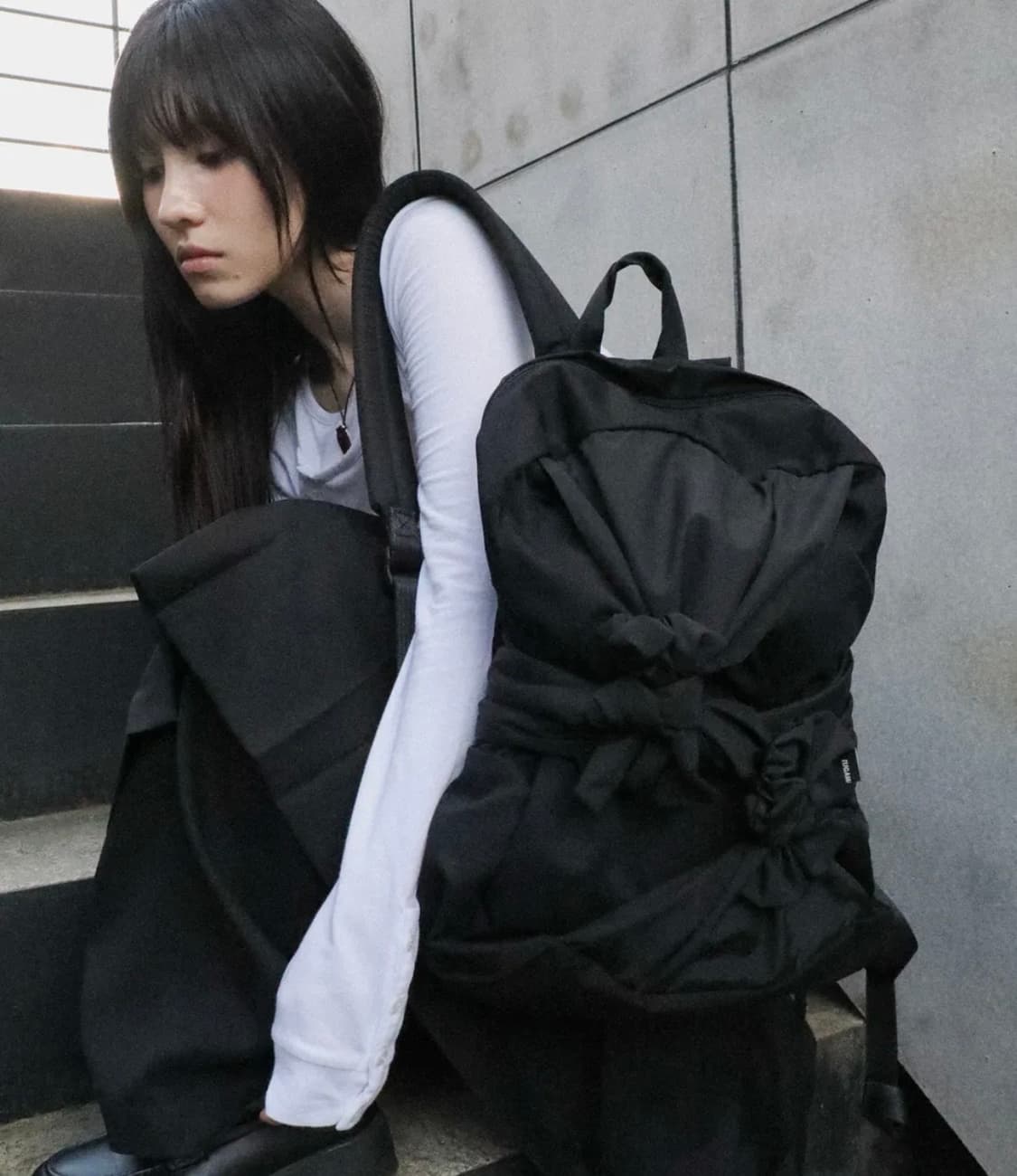 이우가마카라스 백팩 Knotted Backpack Type A 상품이미지1