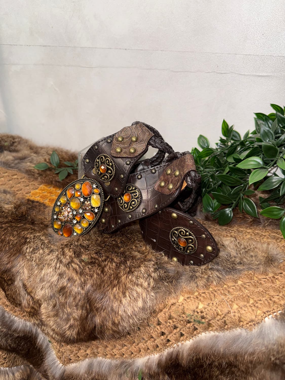 Brown oriental cubic strap buckle belt 상품이미지2