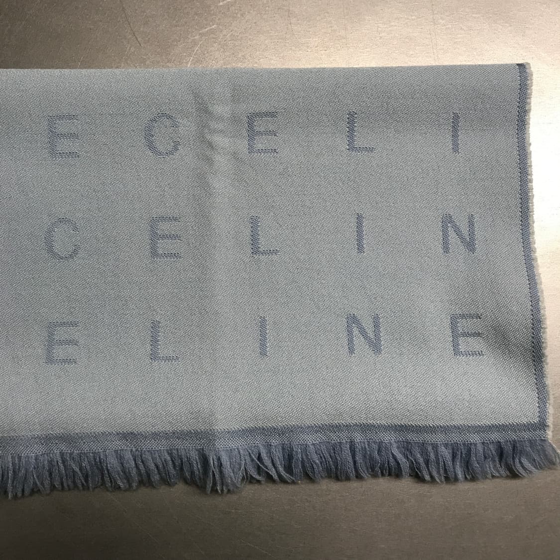 셀린느 로고 머플러 상품이미지3