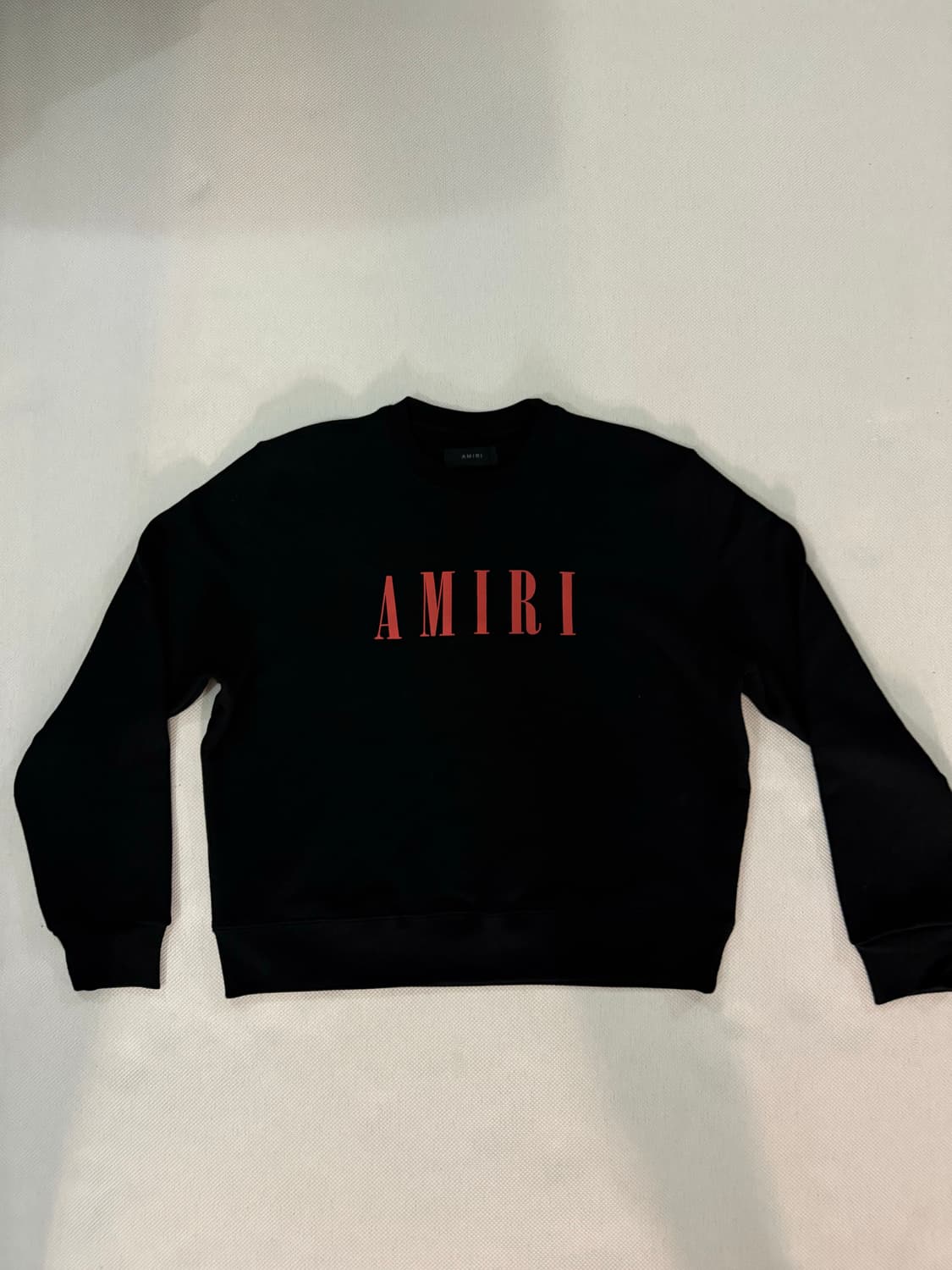 아미리 로고 맨투맨 상품이미지1