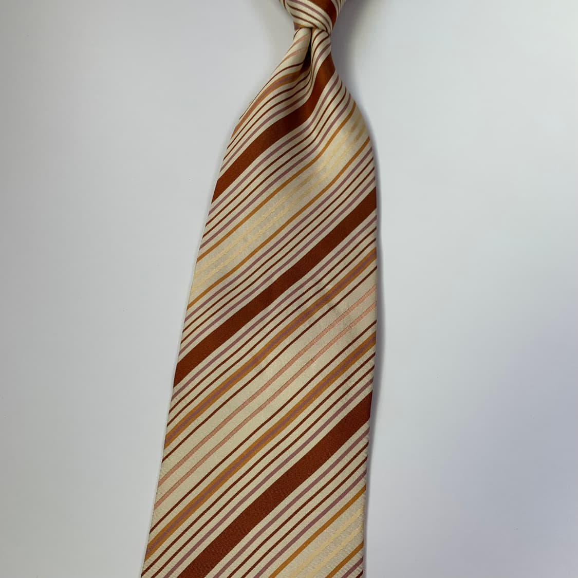 입생로랑(YSL) 스트라이프 넥타이 명품 100실크 A+등급 상품이미지9