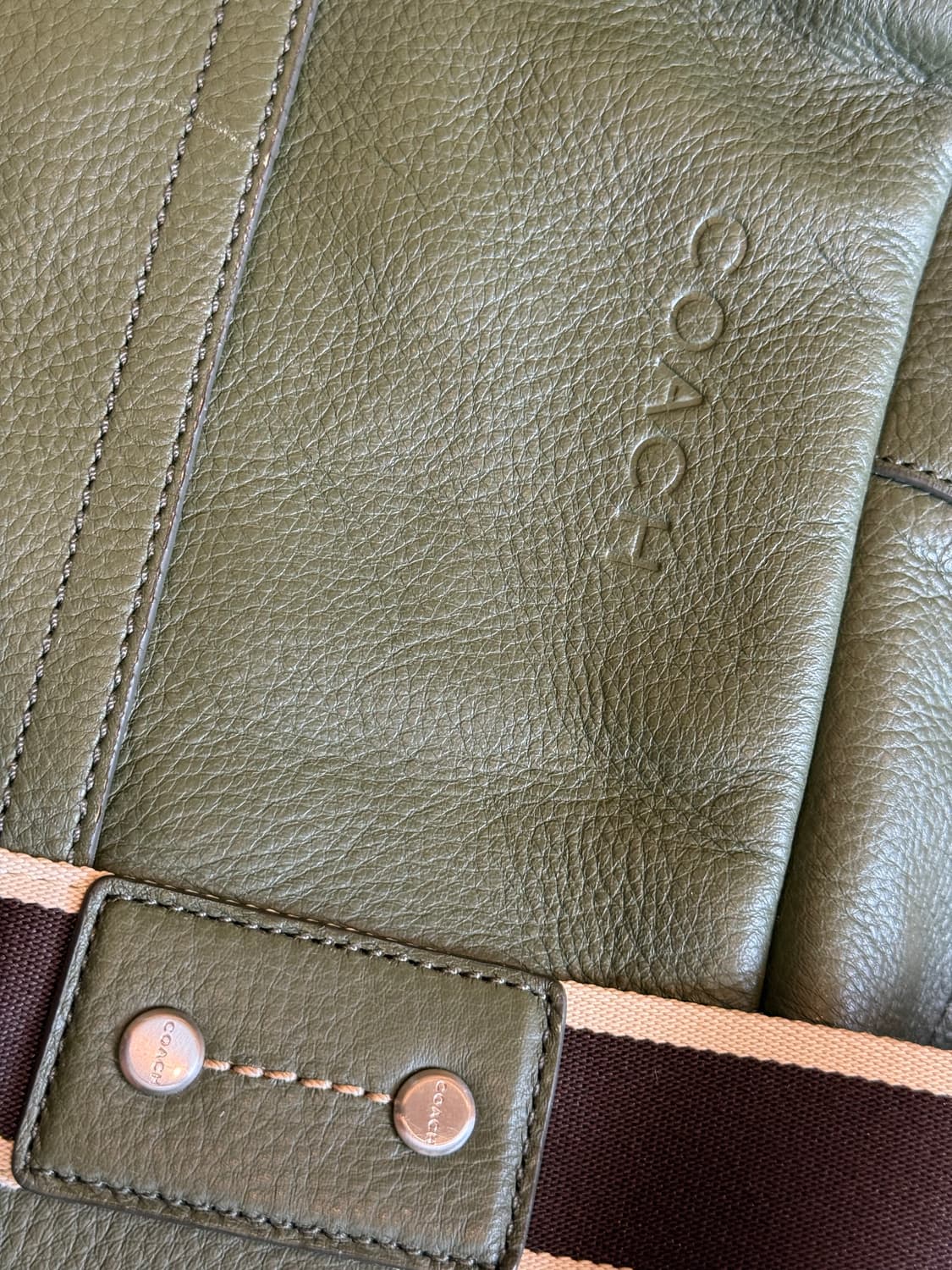 코치 소가죽 보스턴백 상품이미지7