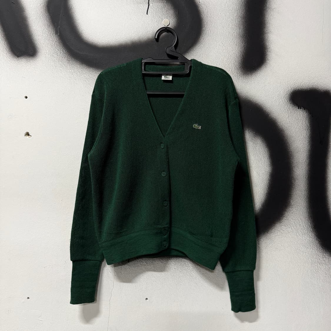 라코스테 자수 로고 100% 버진 울 크롭 가디건 상품이미지1