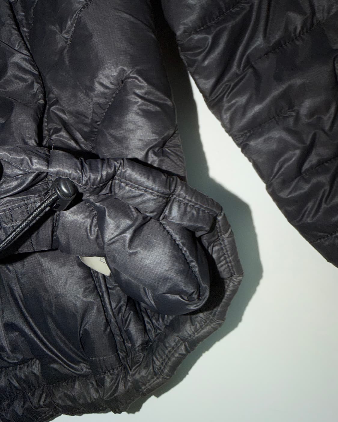 Patagonia 파타고니아 우먼즈 마이크로 퍼프 후드다운 자켓 상품이미지6