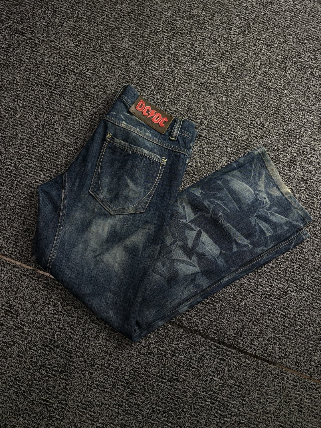 디스퀘어드 아이스 워싱 가죽패치 로고 데님 팬츠 6.5 1637 상품이미지1