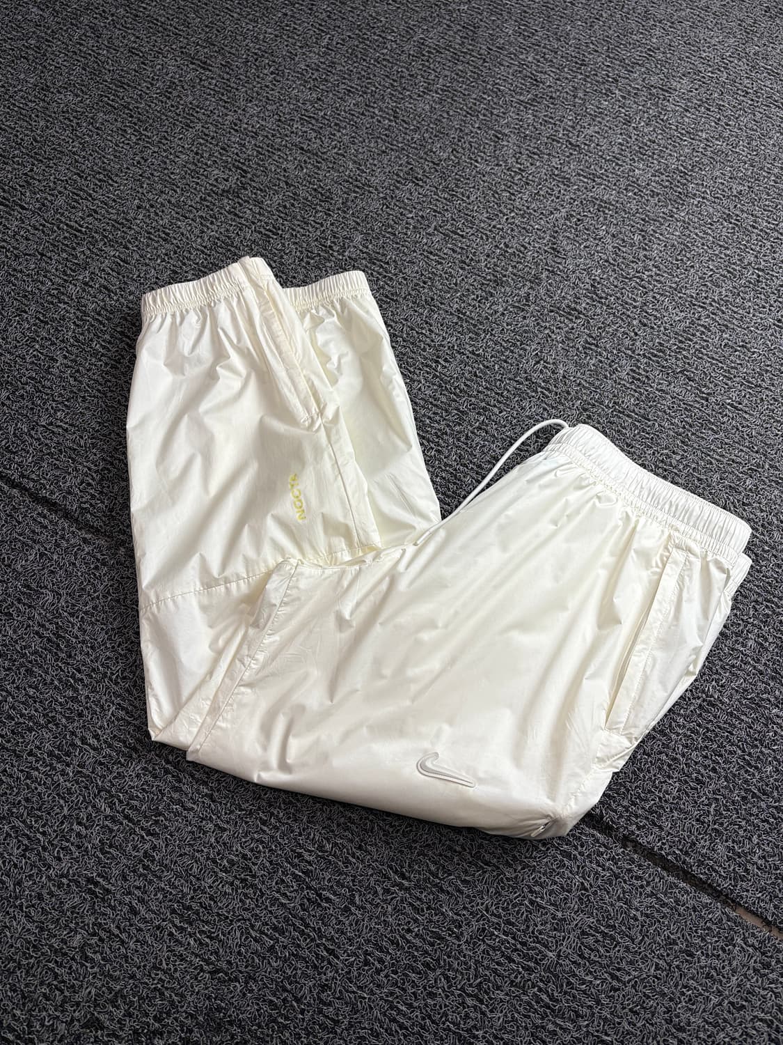 나이키 x 드레이크 녹타 우븐 조거 트레이닝 팬츠 2711  상품이미지1