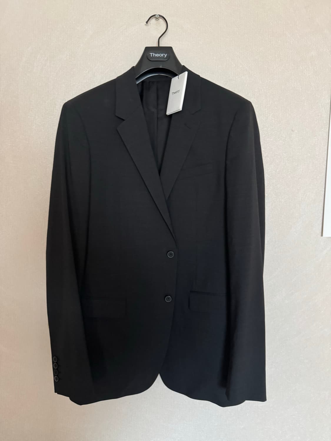 띠어리 블레이저 스트레치 울 차콜 42L 새 상품 판매합니다. 상품이미지3