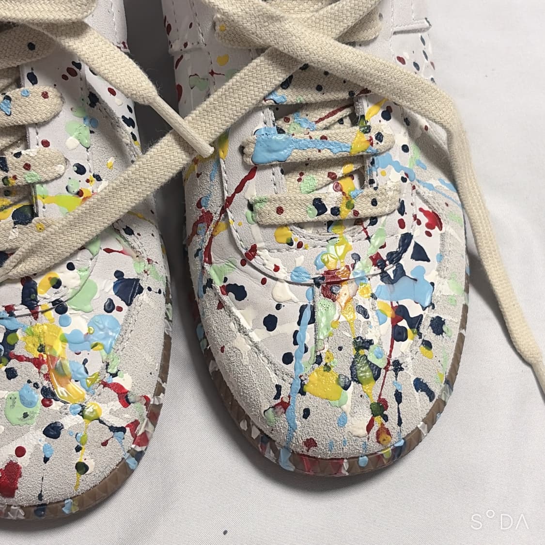 마르지엘라 독일군 페인팅 스니커즈 36 상품이미지2