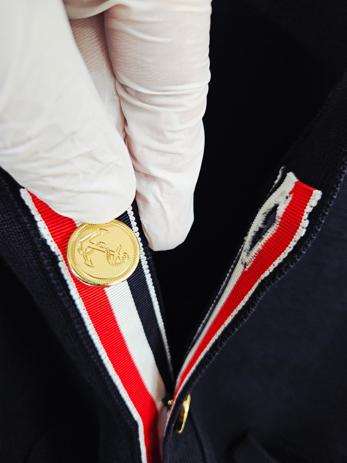 톰브라운 밀라노 스티치 금장 가디건(상태좋음) 상품이미지6