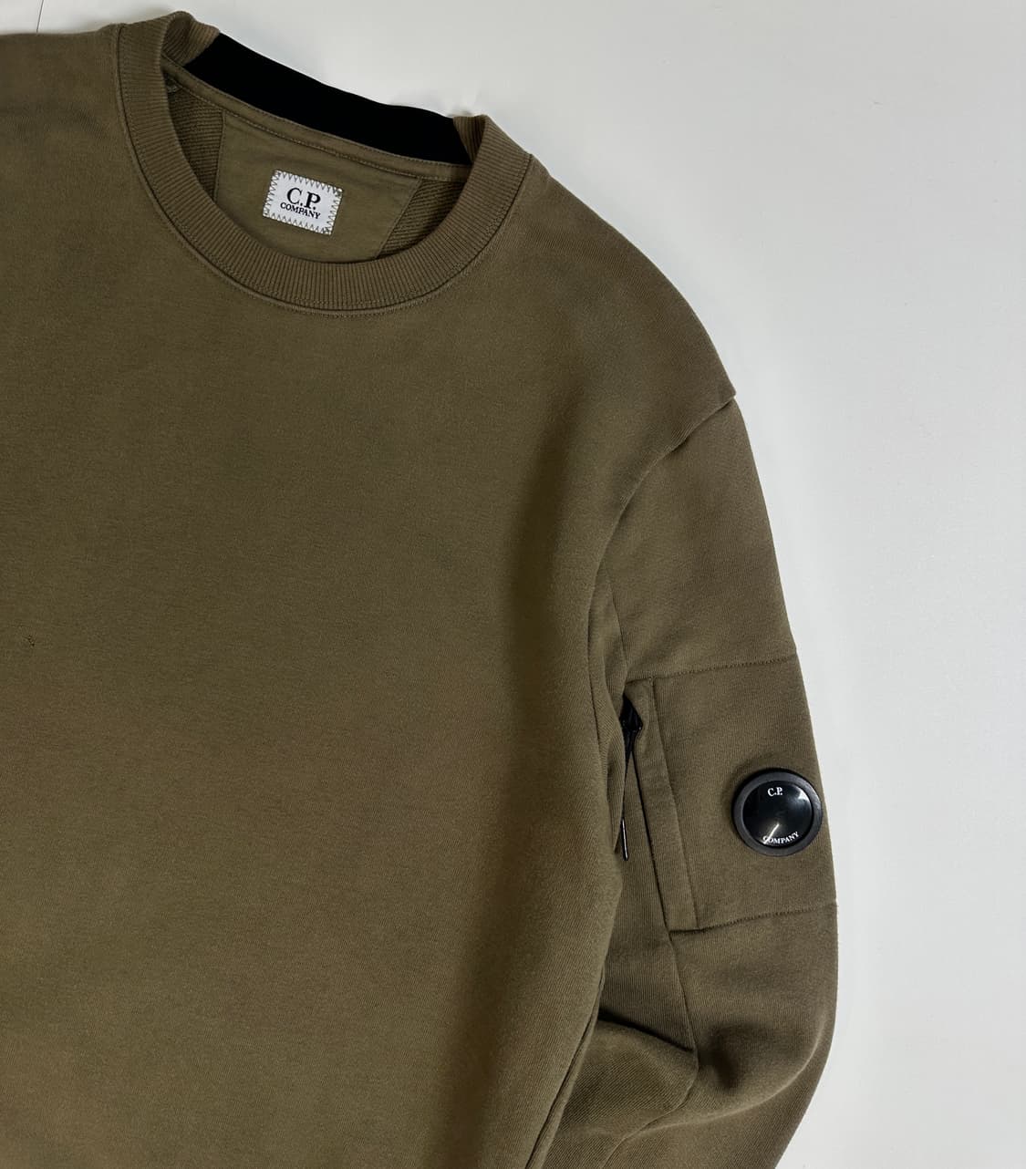 CP컴퍼니 고글와펜 맨투맨 카키브라운(XL) 상품이미지1
