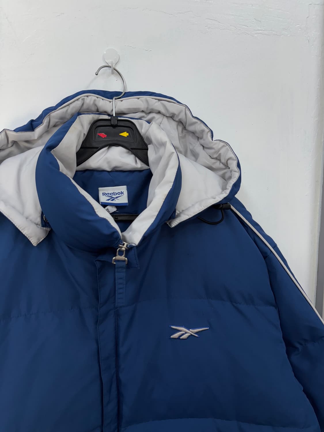 리복 올드스쿨 후드탈착 다운패딩 상품이미지3