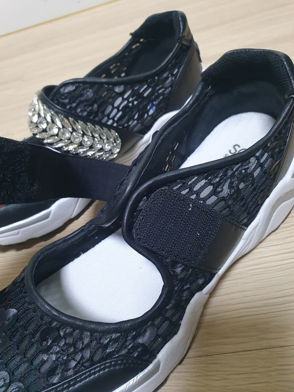 슈콤마보니 메쉬 스니커즈 255 상품이미지6