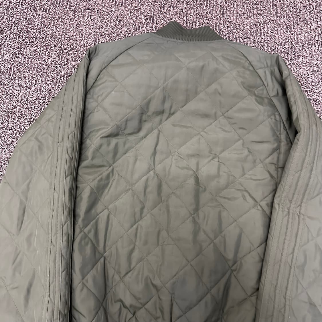 아디다스 퀄팅 봄버 점퍼 자켓 카키 95(M) 상품이미지6