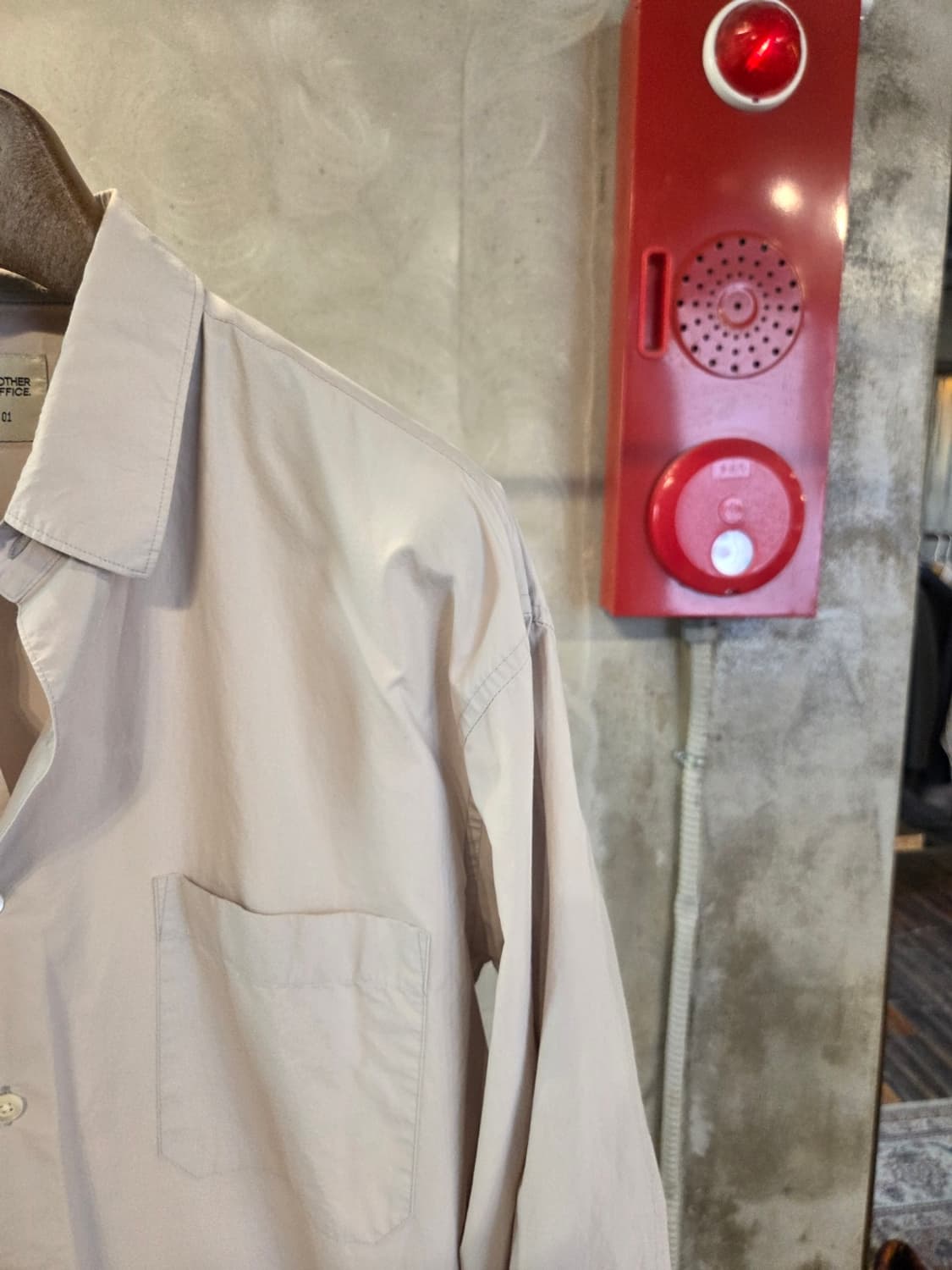 어나더오피스 셔츠 상품이미지3