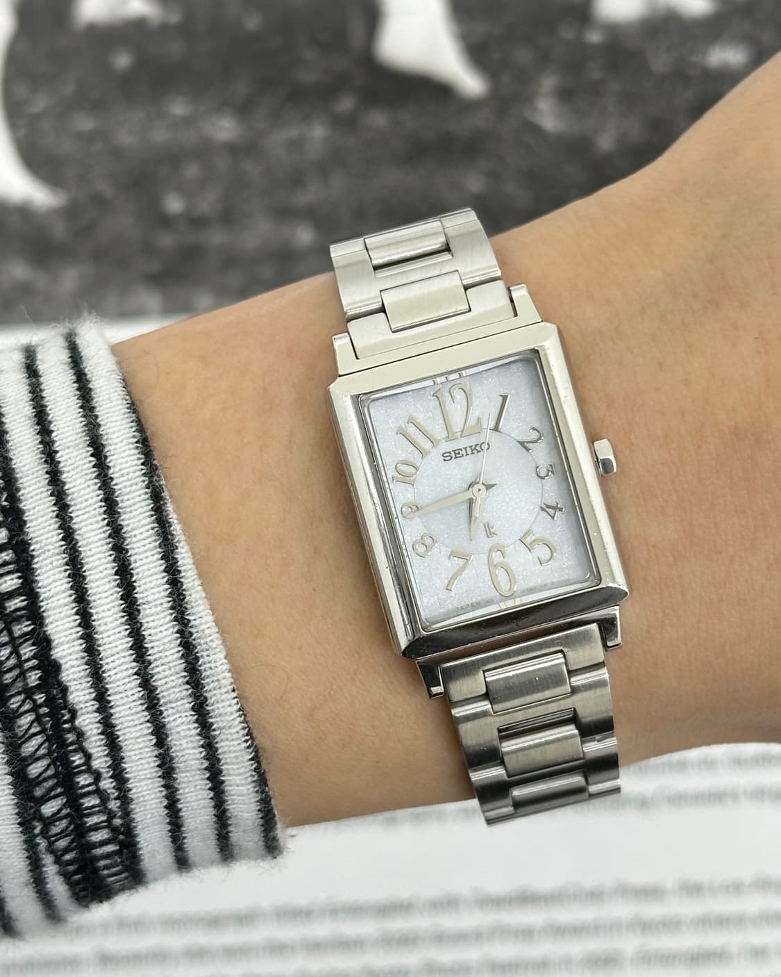 세이코 루키아 렉탱귤러 펄 다이얼 시계 상품이미지10