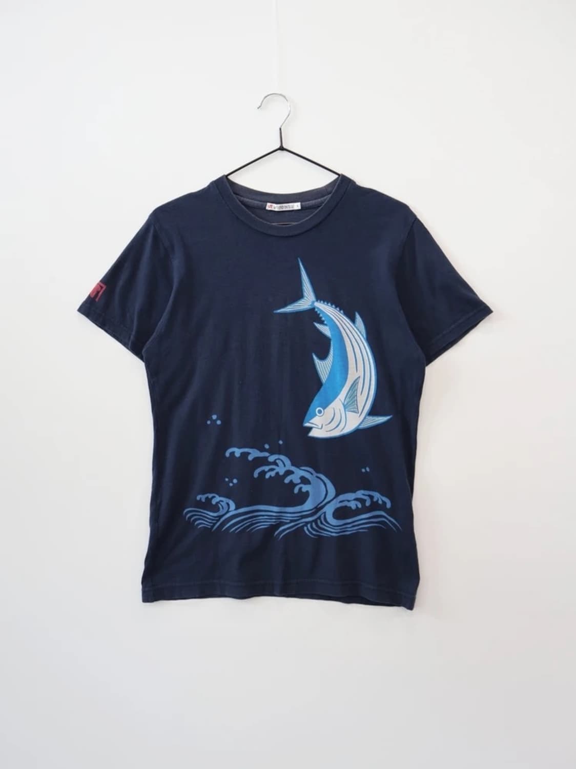 UNIQLO UT Fish Graphic Tee 상품이미지4