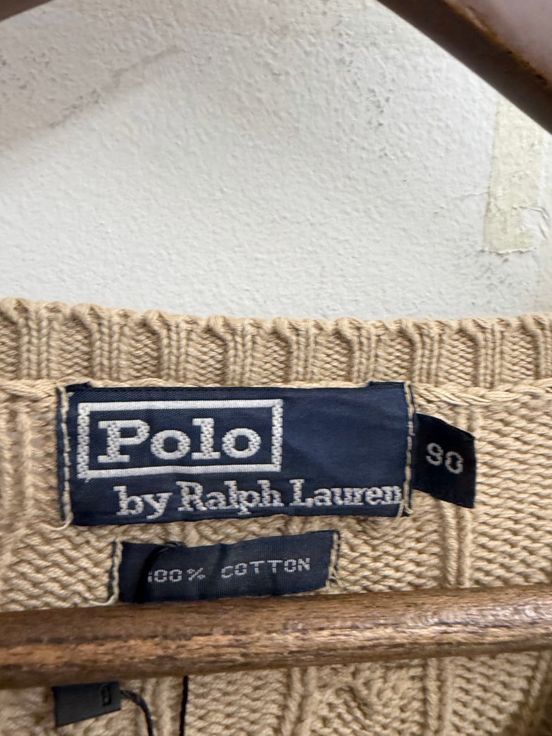 N101. 폴로 꽈배기 브이넥 니트 상품이미지2