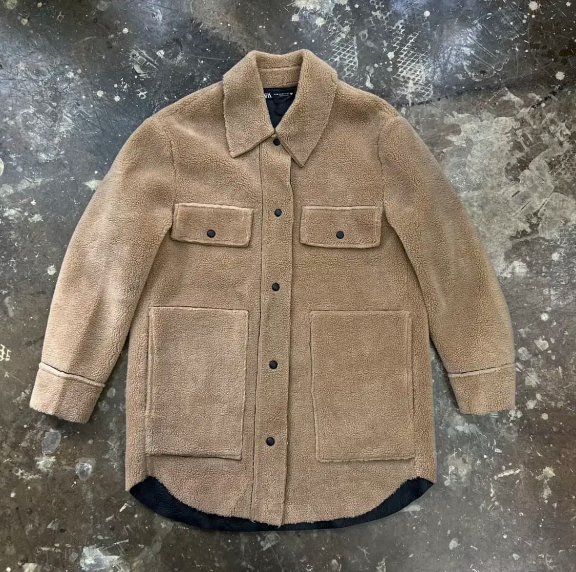 66) ZARA 자라 오버핏 양털 무스탕자켓 상품이미지4