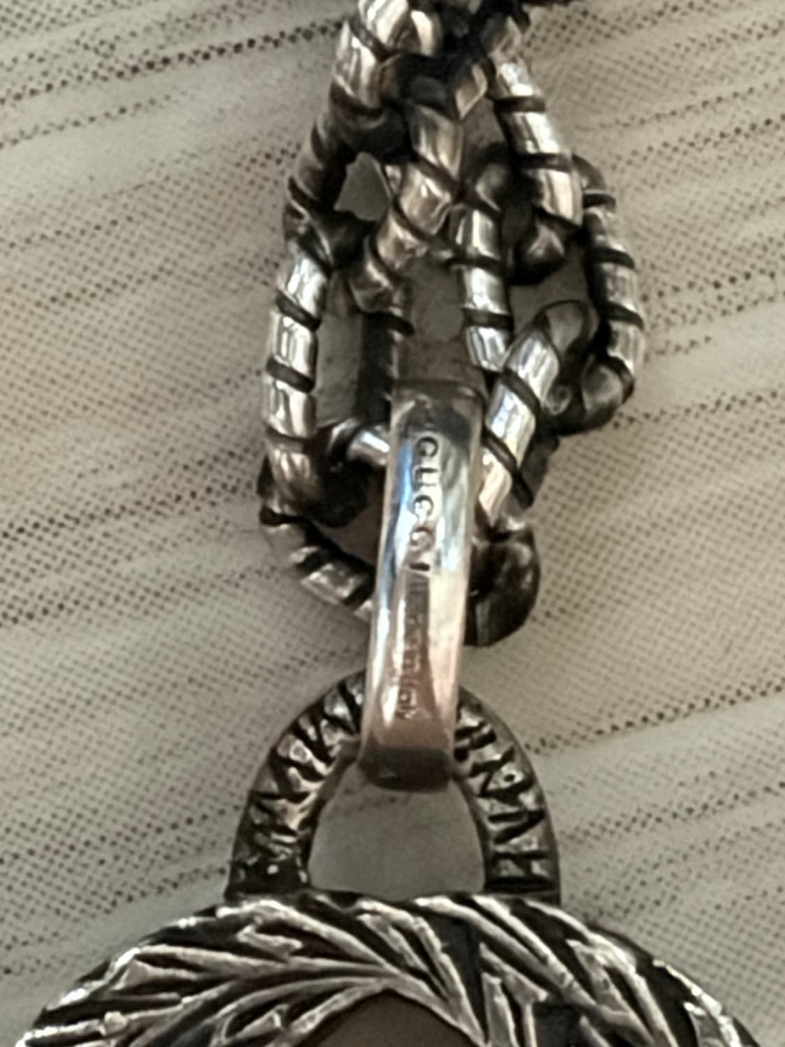 구찌 인터로킹 G 펜던트 네클리스 실버 상품이미지2