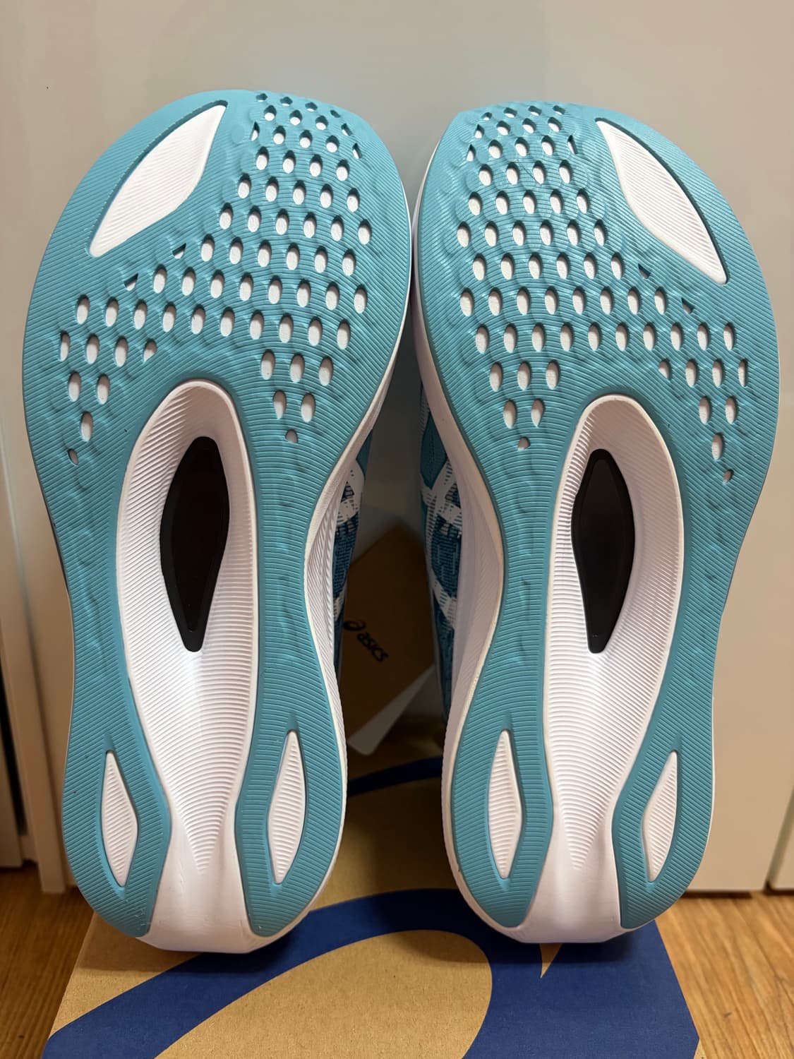 아식스 매직스피드4 와이드 255 새상품 상품이미지7