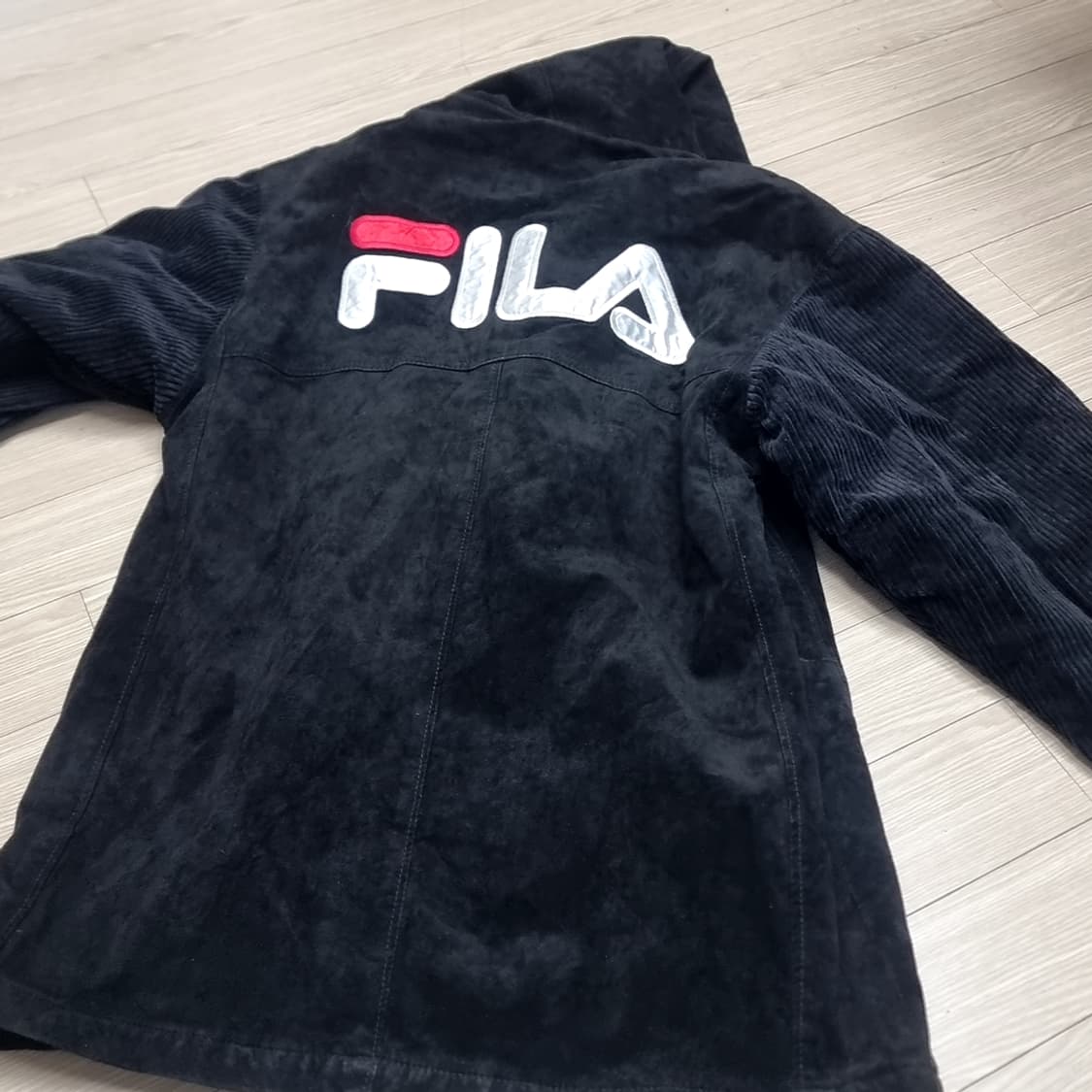 휠라 블랙 후드 가죽스웨이드 파카(100-105) 상품이미지8