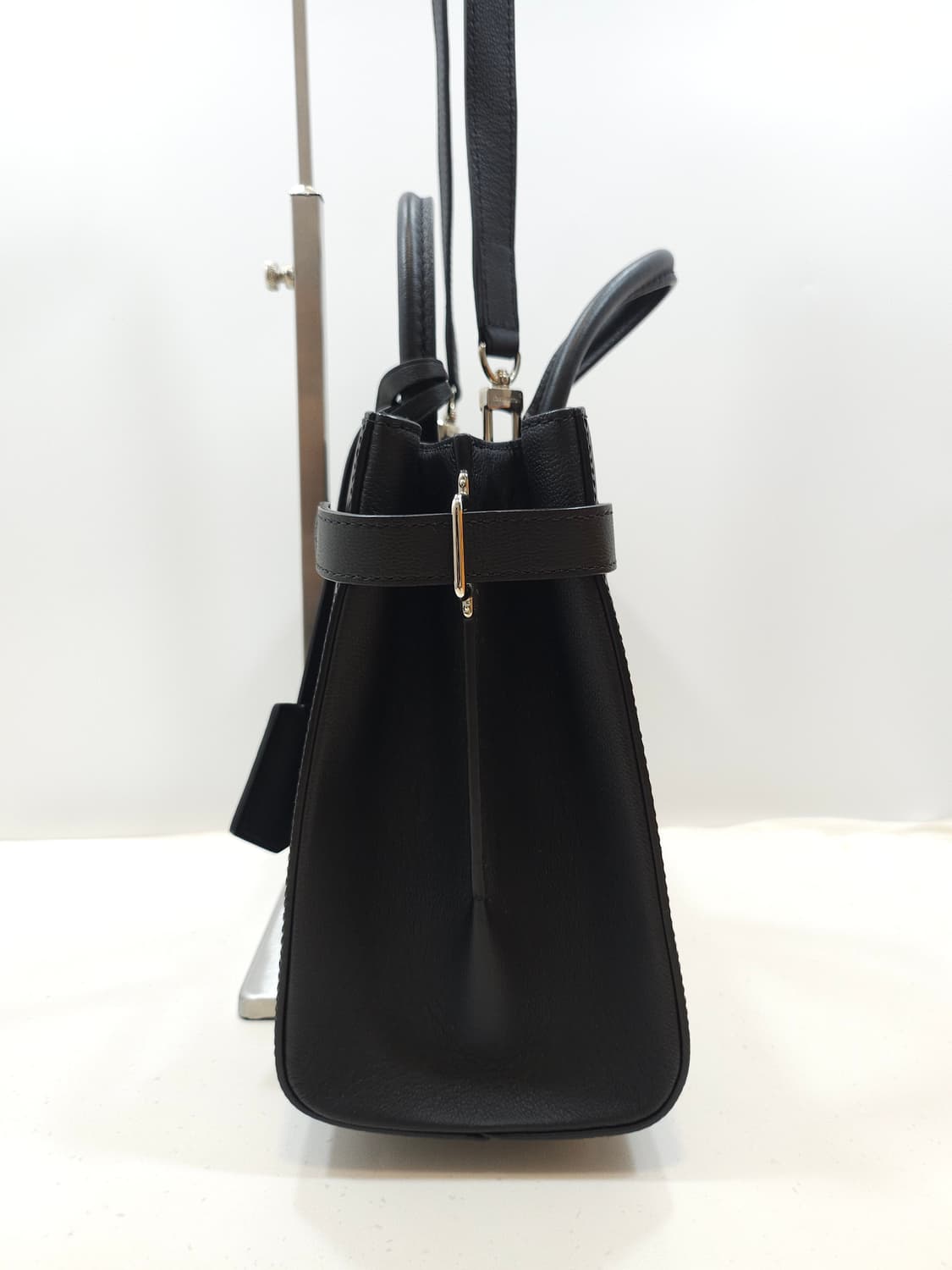 [정품] 루이비통 에삐 트위스트 토트백 M54810 상품이미지3