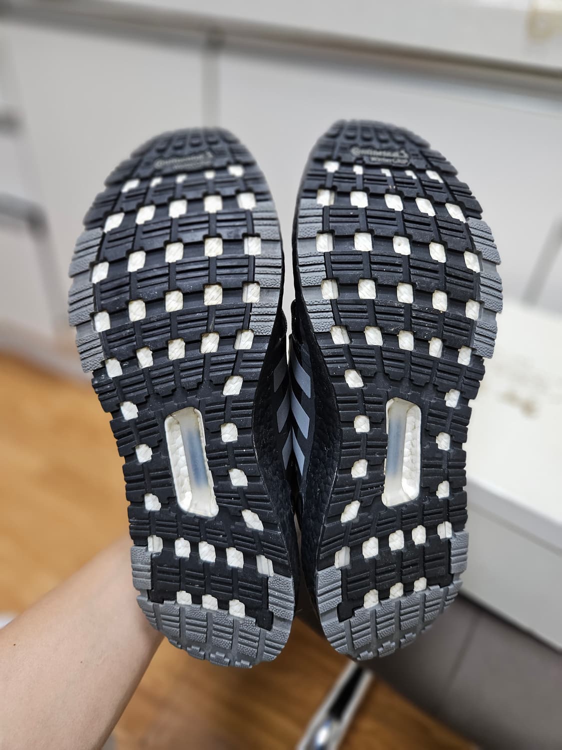 아디다스 울트라부스트 콜드레디 런닝화 285 미리 상품이미지6