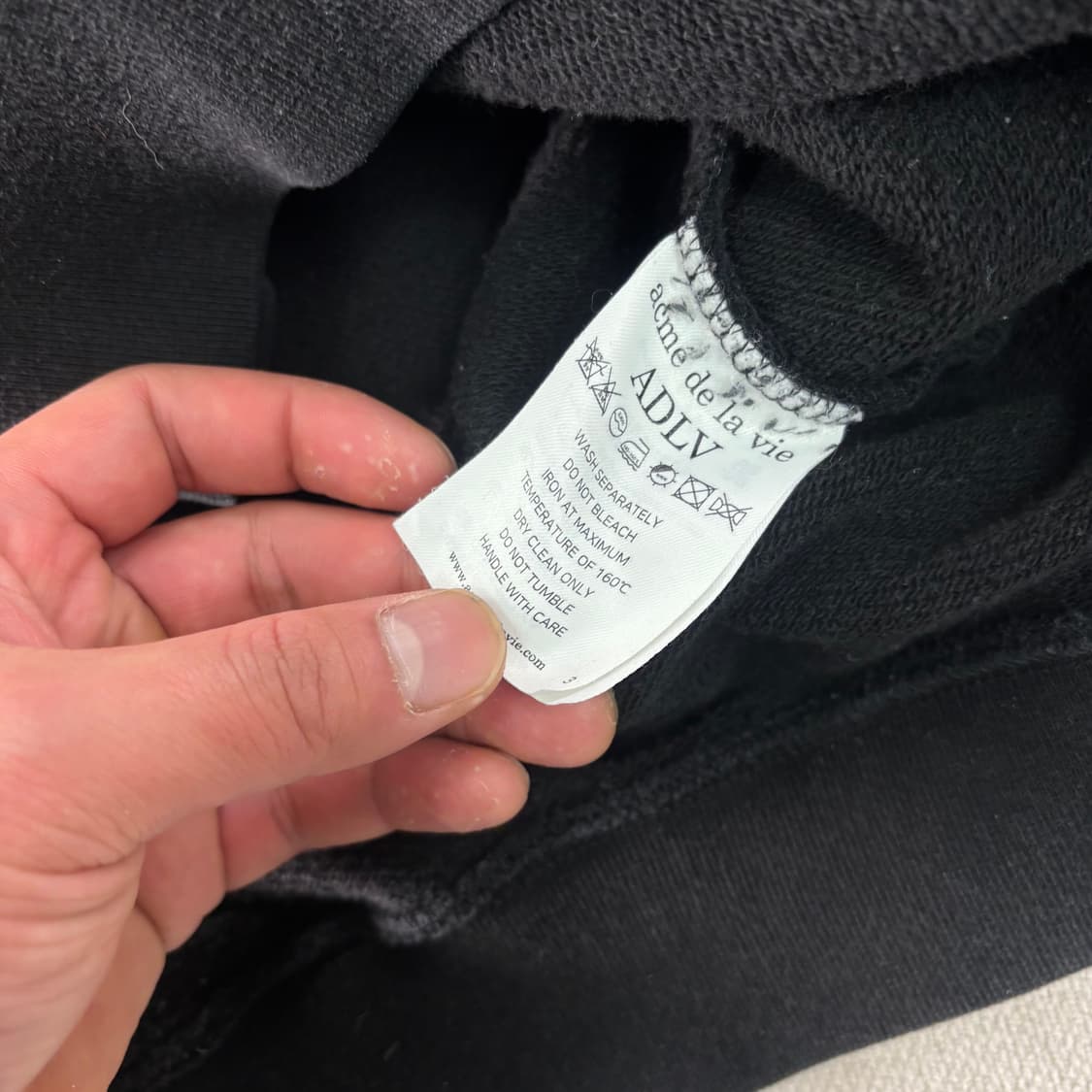 100 아크메드라비 후드티 상품이미지5