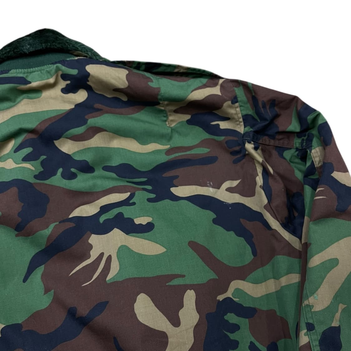 밀리터리 카모플라쥬 퍼 봄버 자켓 상품이미지5