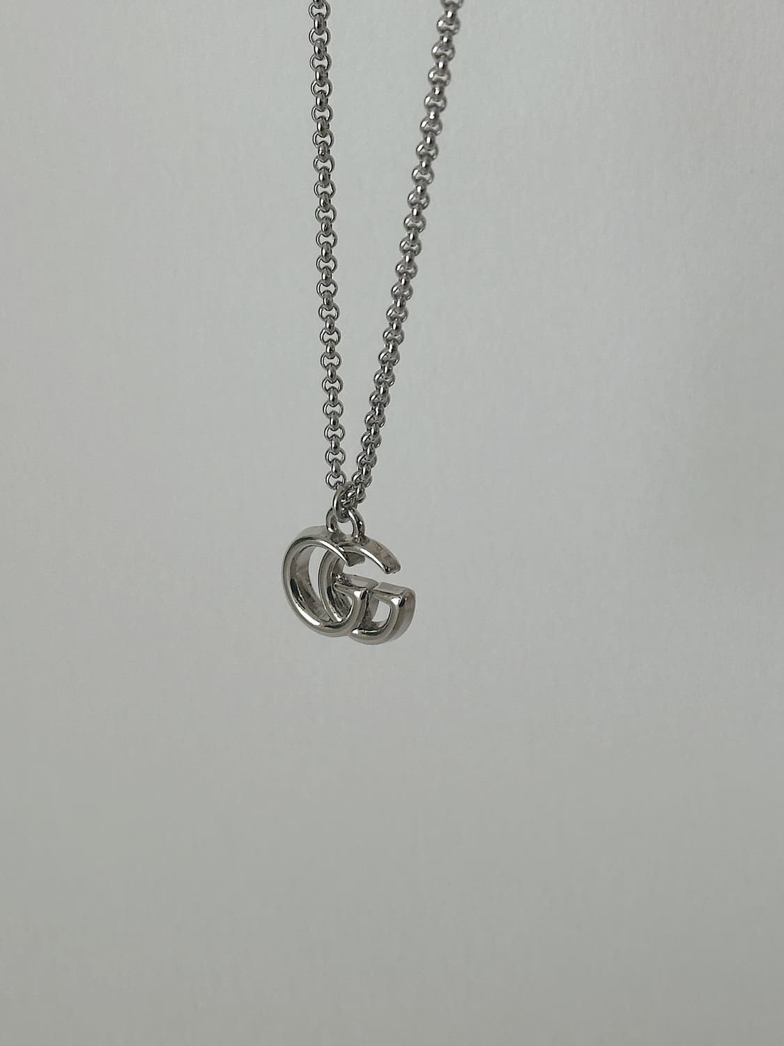 구찌 GG로고 남자 롱체인 목걸이 실버 상품이미지3