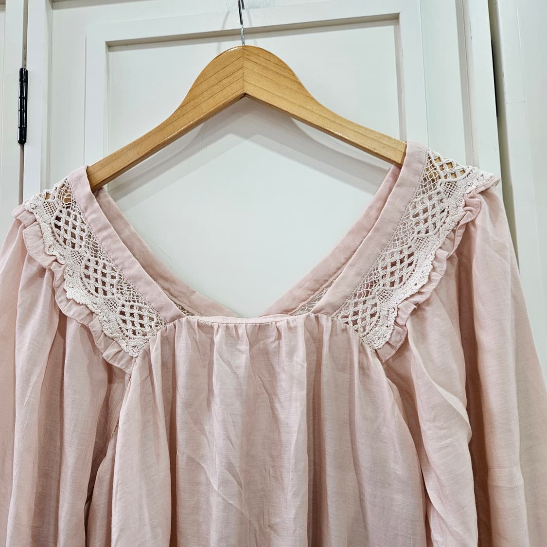 질스튜어트 (JILL STUART) 레이스 브이넥 블라우스 상품이미지7