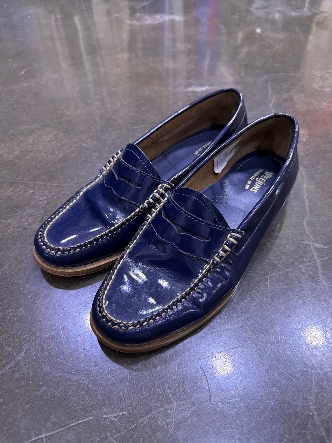 바스위준 클래식 페니로퍼 네이비 225 상품이미지1