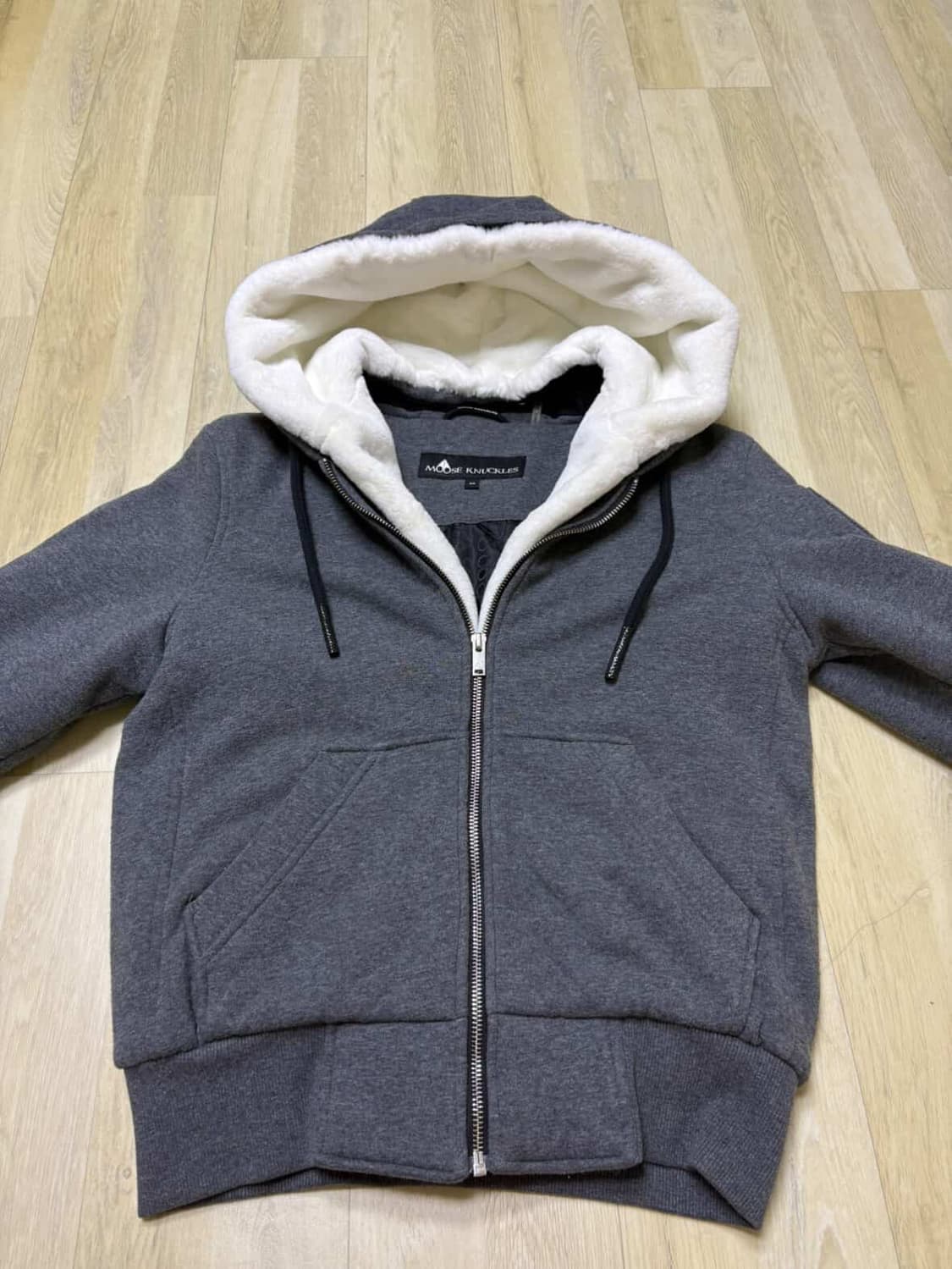 무스너클 버니스웨터 상품이미지2