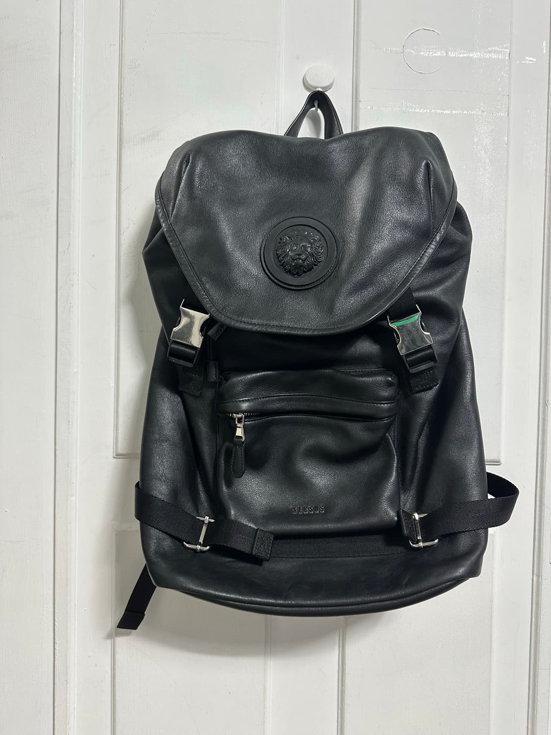 베르수스 베르사체 레더 백팩 상품이미지1